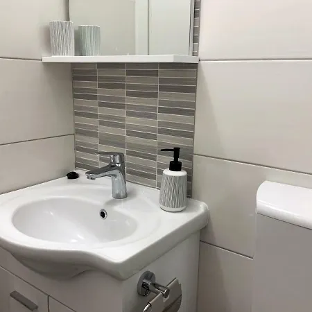 Zika Apartment Promajna
