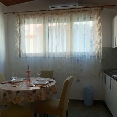 Apartment Zika *